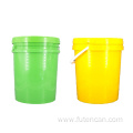 5 Gallon plastic bucket for paint with handle